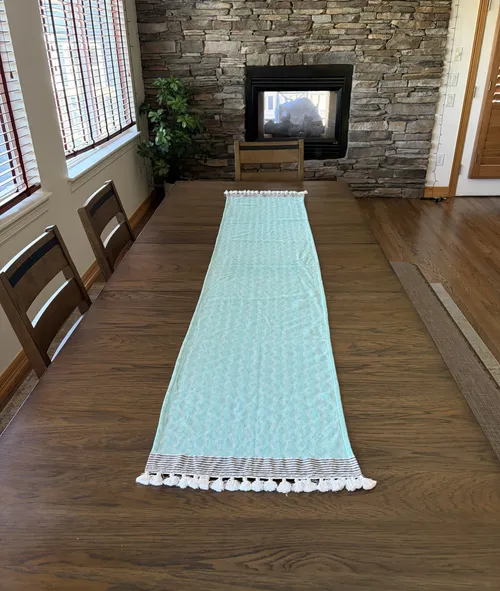 Aqua Tablerunner