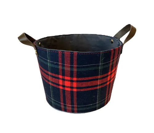 Plaid Vessel
