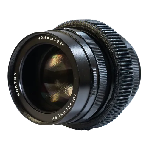 Voigtländer Nokton 42,5mm f/0,95 - Micro Four Thirds