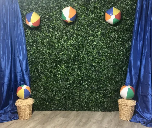 Backdrop - Boxwood Wall 5' x 6.7' 