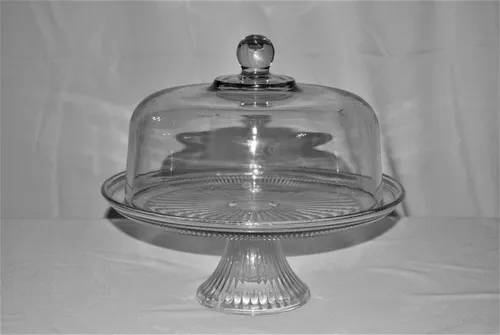 Cake Stand - Glass Server with Dome