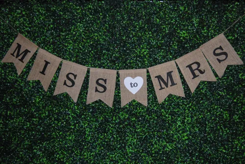 Sign - Burlap Miss to Mrs Banner