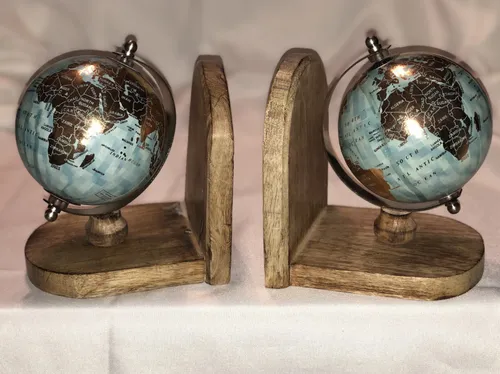 Globe - Set of 2 Globe Bookends