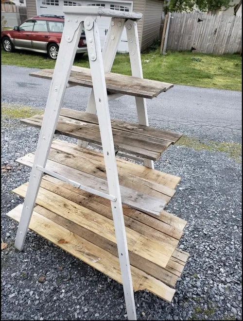 Rustic Ladder - Antique White