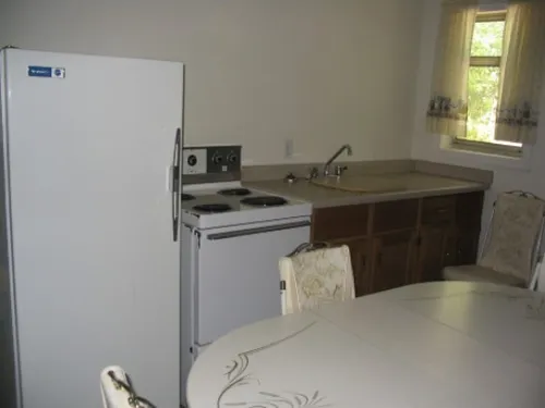 Hillside 02 ($130 per night)