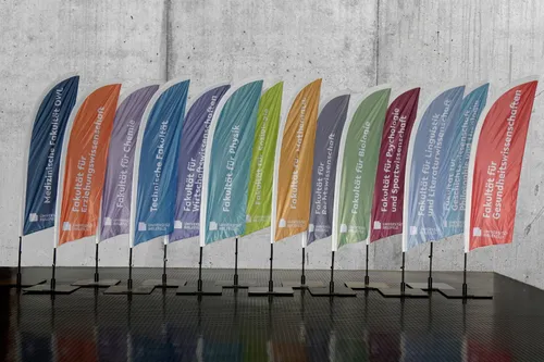 Beachflag|Fakultäten|DE|Linguistik und Literaturwissenschaft