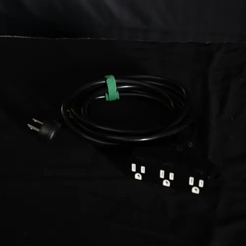 10ft 3-outlet Stinger Extension Cord