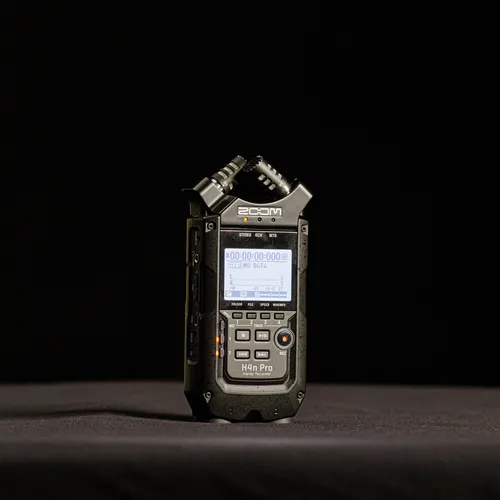 Zoom H4n Pro Handy Recorder