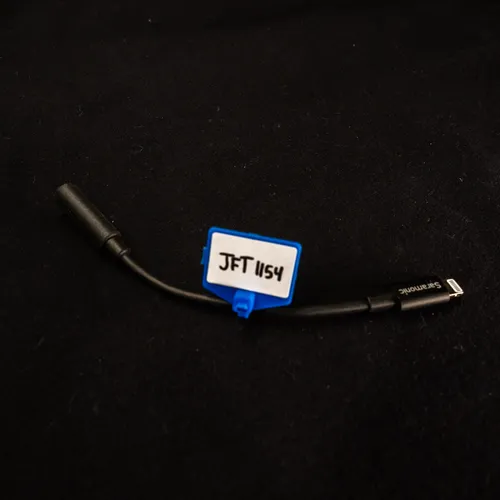 Saramonic  Male Lightning Jack to Female 3.5mm TRRS Audio Jack 