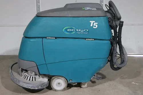 Tenant T5 Walk-Behind Floor Scrubber