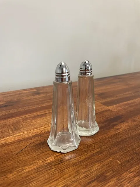 Salt & Pepper Shaker 