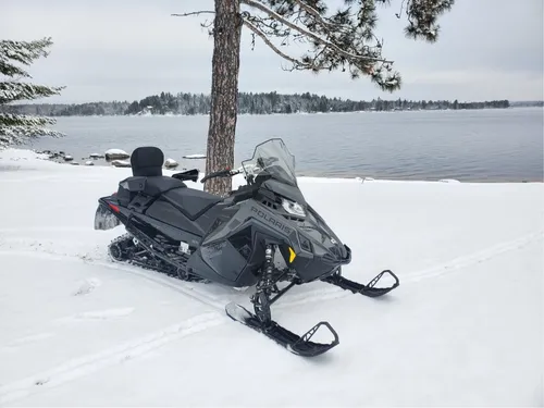 SPORT snowmobile