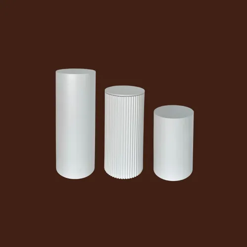 The Kate (Round Plinths)