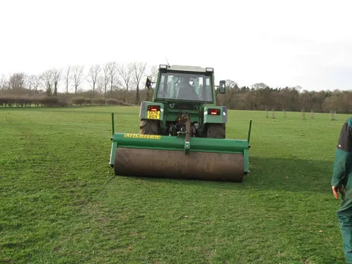 Heavy roller