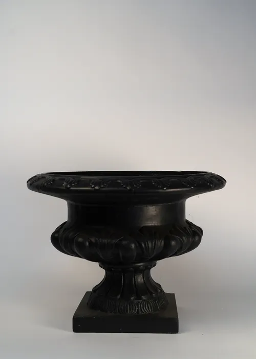 Black Pedestal & Urn