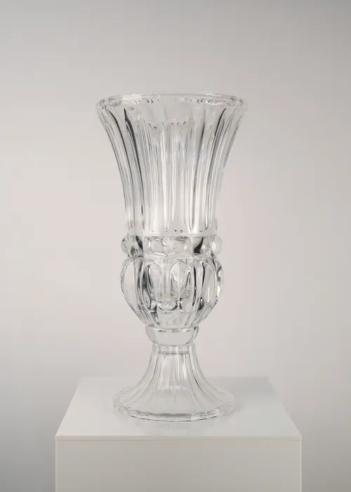 Deluxe Table Vase