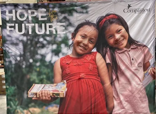 BACK WALL-HOPE FOR THE FUTURE-2KIDS-8X10