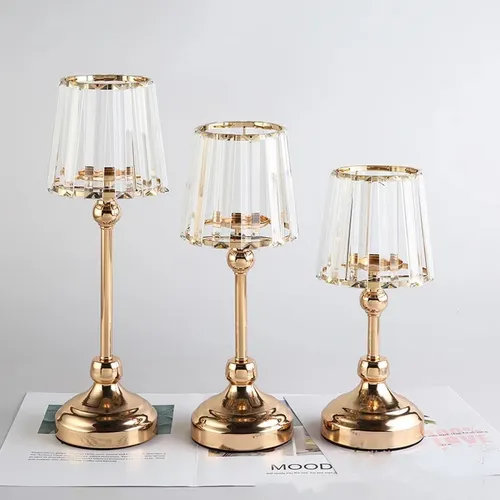 Pillar candle holder