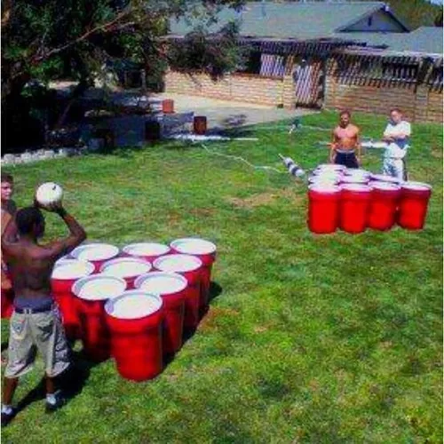 Bucket Pong