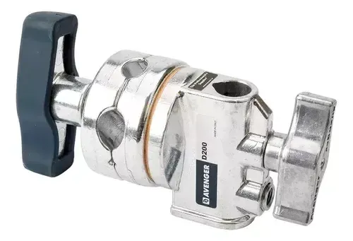 MOVIMIENTO AVENGER D-200