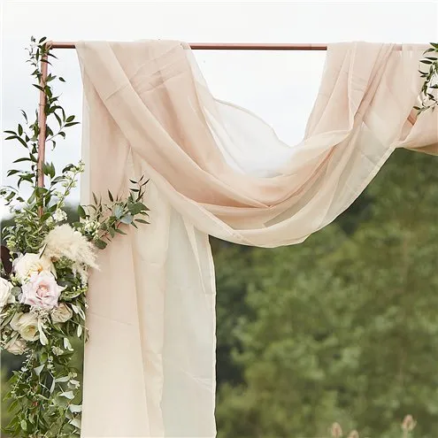 Draping voile backdrop - Taupe