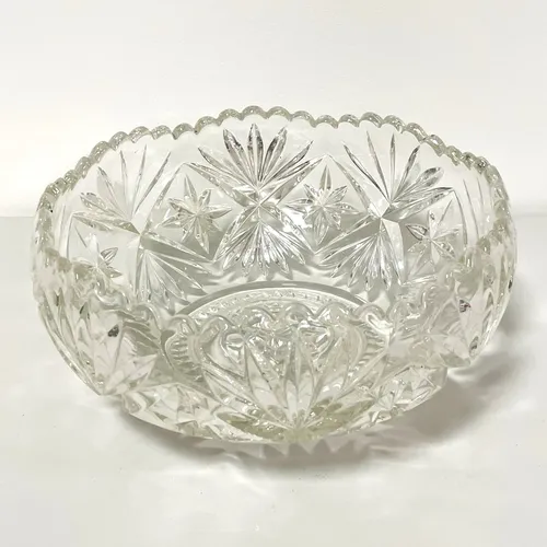 Glass trifle bowl