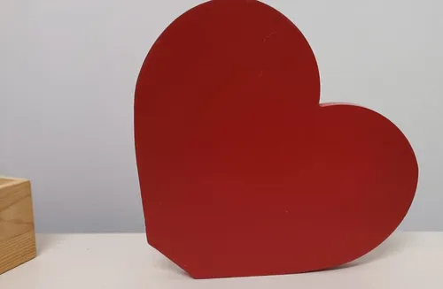 Wooden Heart shaped Block (Red)