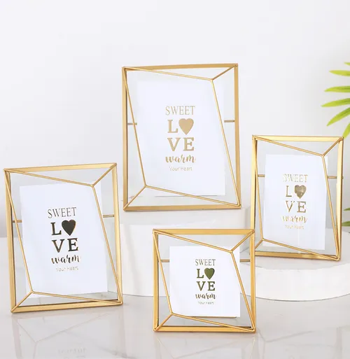 Gold Minimalist Photo Frame