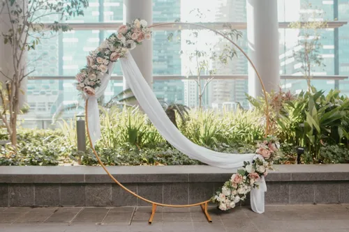 Rose White Backdrop Set