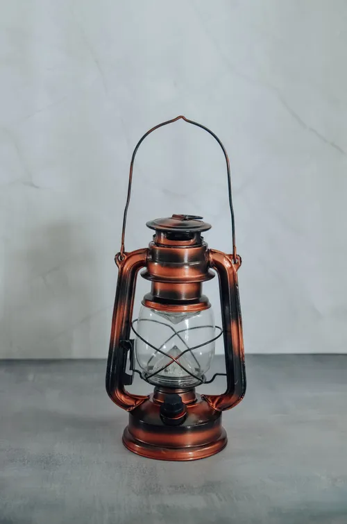 Vintage Oil Glass Lamp (Battery Operated)