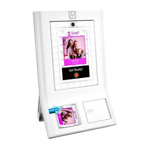 Photobooth + Black Backdrop + 100 Sheets