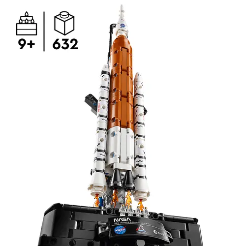 42221 - TECHNIC - NASA Artemis Space Launch System Rocket