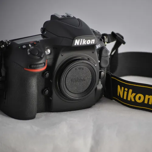 Nikon D810 DSLR Camera Body