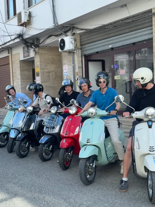Vespa Tour Durrës