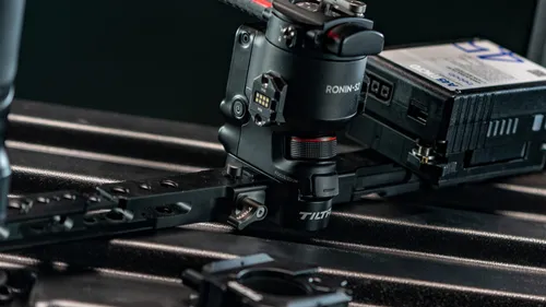 Kit Dual Handle Power Supply Bracket DJI RS3 TILTA Suporte V-Mount // VRS SEM CONTROLES