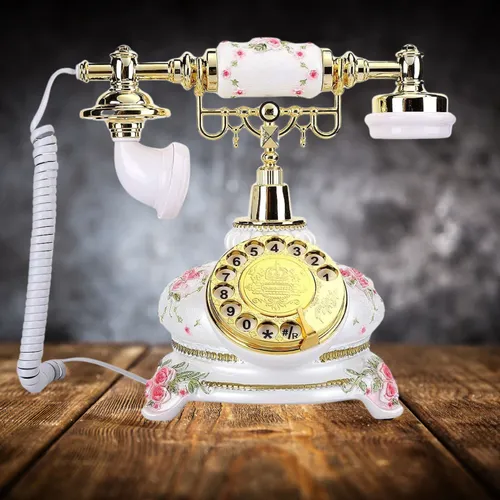 Gigi (Floral) - Celebrity Audio Guestbook