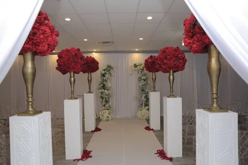 Geometric White Pedestals (SH)