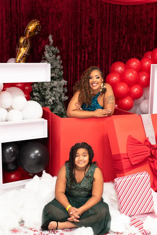 Red Gift Box large prop