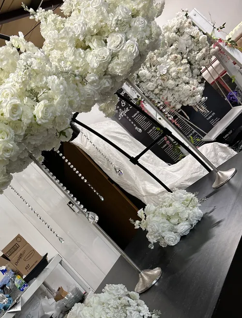 Tall Silver Pillar Stand (R)