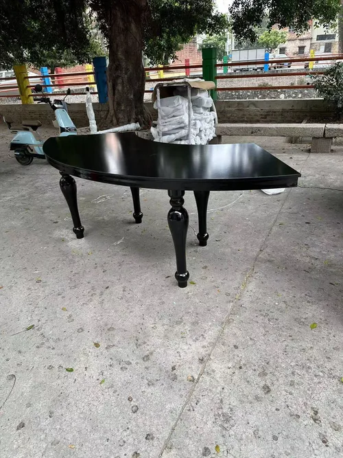 Solid color serpentine (white or black) (SH)