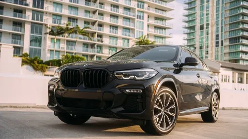 BMW X6 - (Black)