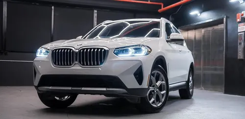 BMW X3 - (White)