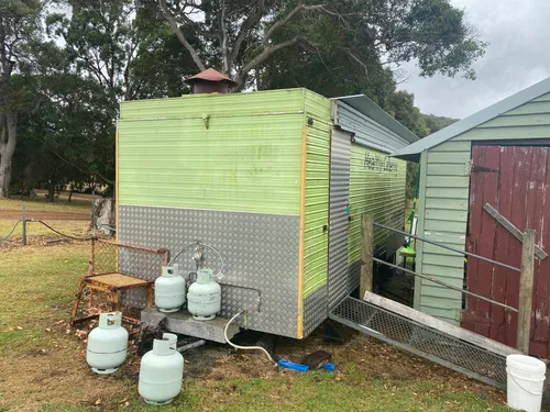 GLEN ECHO Cooks Caravan Contents