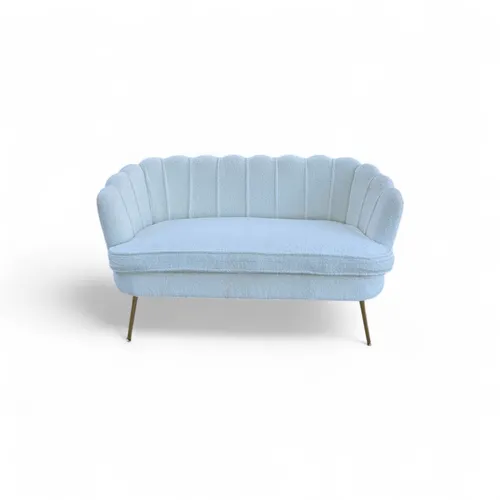 Shay Loveseat