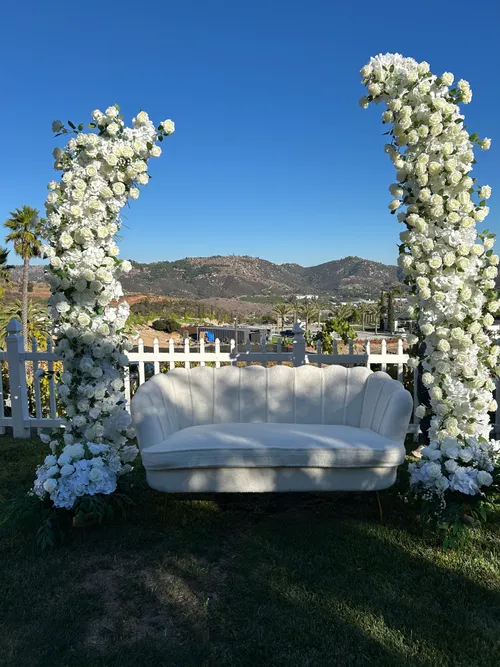 2 Piece Rose Wedding Arch