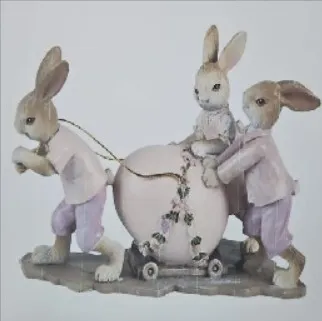 Scenery Iepuri ce transporta un ou