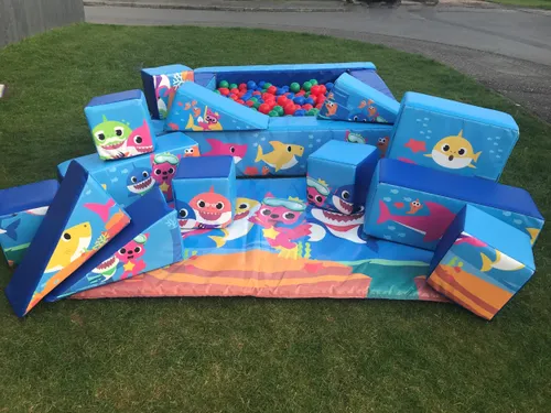 Baby Shark Soft Play & Ball Pit