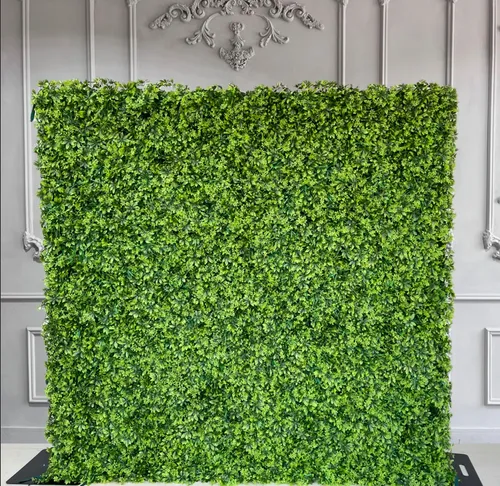 Lux Grass Wall 8ft x 8ft