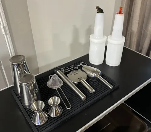 Mixology Bartender Kit