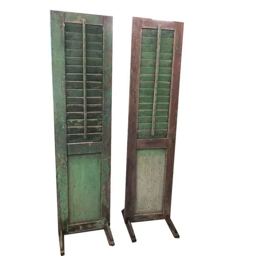 BG061 Backdrop - Wooden Shutter